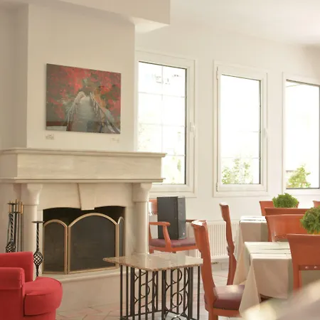 Drosos 2* لِتوخورو