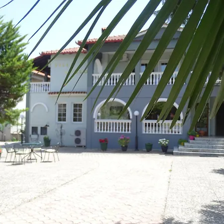 Drosos 2* لِتوخورو